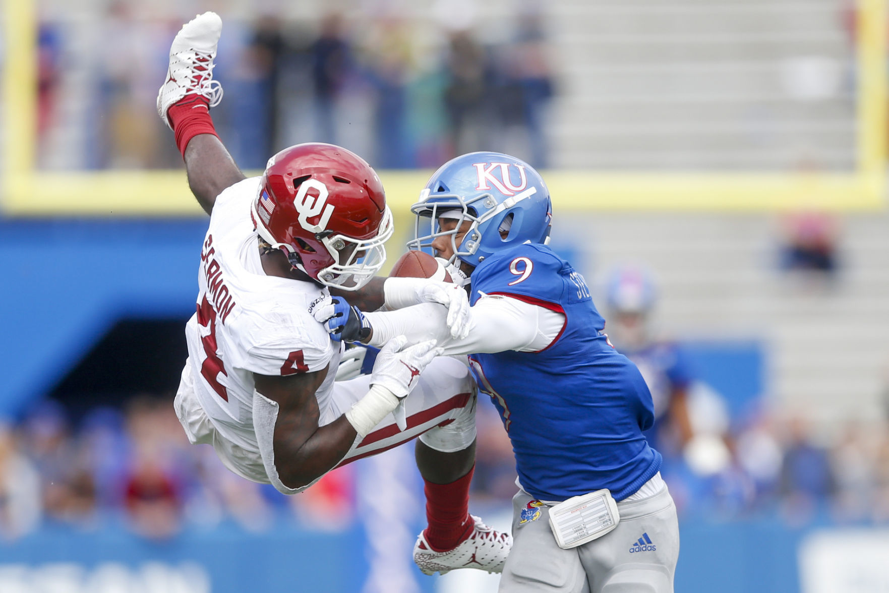 Oklahoma Sooners vs Kansas Jayhawks